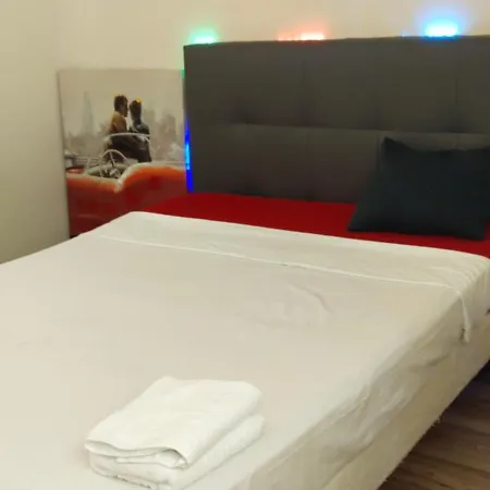 Neptune Avec Climatisation Et Parking Appartement *